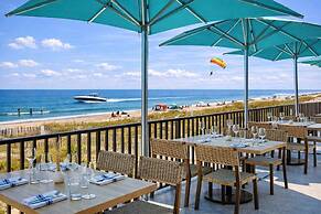 Ashore Oceanfront Hotel by Marriott