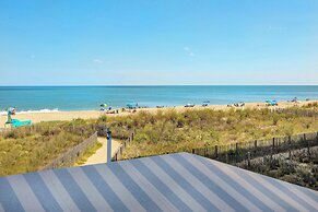 Ashore Oceanfront Hotel by Marriott