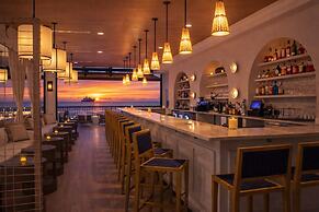 Ashore Oceanfront Hotel by Marriott