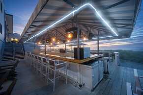 Ashore Oceanfront Hotel by Marriott