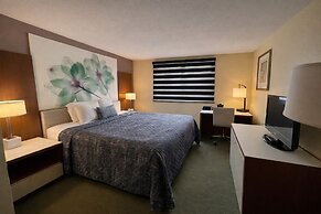 Lakeside Inn
