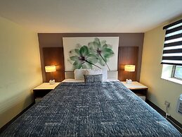 Lakeside Inn