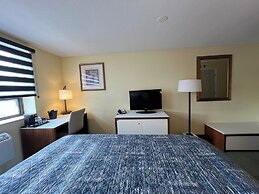 Lakeside Inn