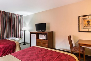 Econo Lodge Andrews Air Force Base