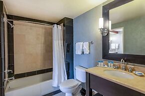 Safety Harbor Resort & Spa Trademark Collection by Wyndham