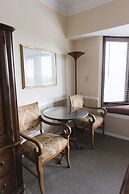 Historic Santa Maria Inn