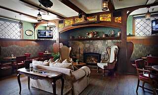 Historic Santa Maria Inn