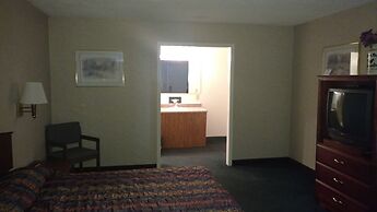Keystone Boardwalk Inn and Suites