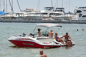 Tawas Bay Beach Resort