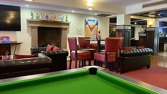 Europa Gatwick Hotel & Spa
