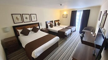 Europa Gatwick Hotel & Spa