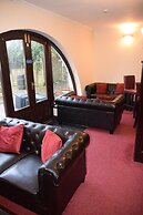 Europa Gatwick Hotel & Spa