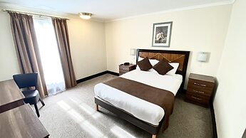 Europa Gatwick Hotel & Spa