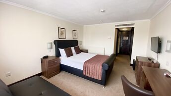Europa Gatwick Hotel & Spa
