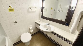 Europa Gatwick Hotel & Spa