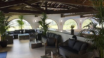 Europa Gatwick Hotel & Spa