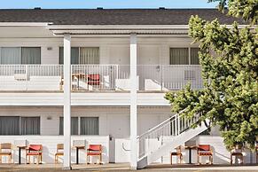 Travelodge by Wyndham Salmon Arm