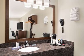 Travelodge by Wyndham Salmon Arm