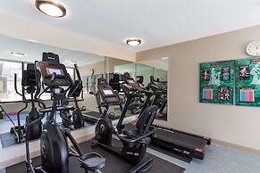 SureStay Plus Hotel by Best Western Greenwood
