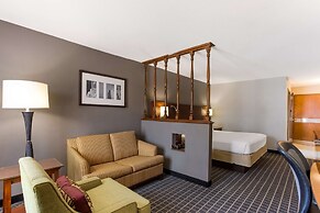 SureStay Plus Hotel by Best Western Greenwood