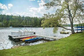 The Black Swan Lee - Lenox, Ascend Hotel Collection