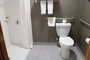 The Black Swan Lee - Lenox, Ascend Hotel Collection