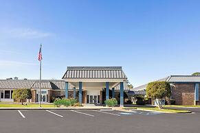 Days Inn by Wyndham Hinesville Near Fort Stewart