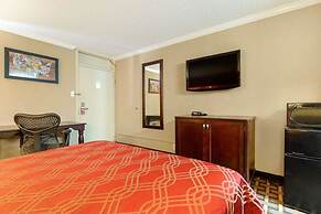 Days Inn by Wyndham Hinesville Near Fort Stewart