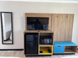 Days Inn by Wyndham Hinesville Near Fort Stewart