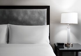 Holiday Inn Hotel & Suites Boston - Peabody, an IHG Hotel