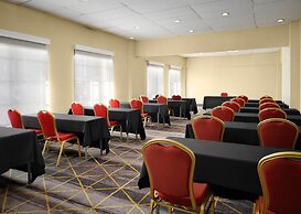 Holiday Inn Hotel & Suites Boston - Peabody by IHG