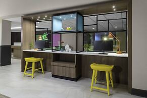 Holiday Inn Hotel & Suites Boston - Peabody by IHG