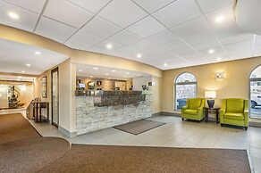 Comfort Inn & Suites East Hartford - Hartford