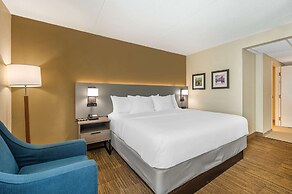 Comfort Inn & Suites East Hartford - Hartford