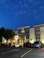 Comfort Inn & Suites East Hartford - Hartford