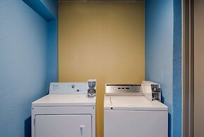 Days Inn by Wyndham Ankeny - Des Moines