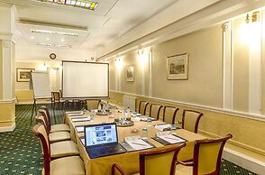 Classic Lodges The Old Swan Hotel