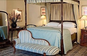 Classic Lodges The Old Swan Hotel