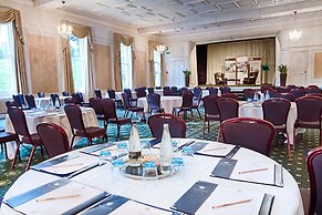 Classic Lodges The Old Swan Hotel