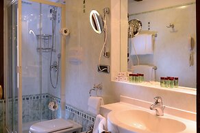 Hotel Ambassador Tre Rose