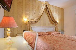 Hotel Ambassador Tre Rose