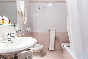 Hotel Ambassador Tre Rose