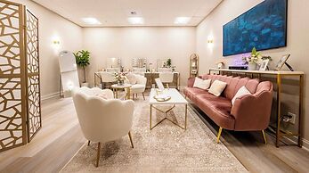 Crowne Plaza Ventura Beach by IHG