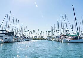 Crowne Plaza Ventura Beach by IHG
