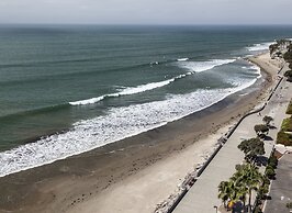 Crowne Plaza Ventura Beach by IHG