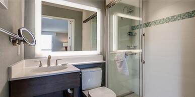 Crowne Plaza Ventura Beach by IHG
