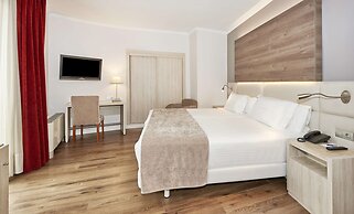 NH Córdoba Califa Hotel