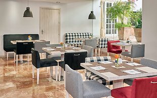 NH Córdoba Califa Hotel