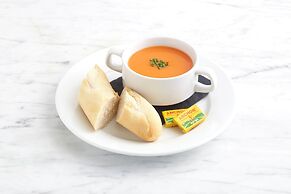 Holiday Inn Leamington Spa - Warwick by IHG