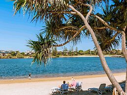 Novotel Sunshine Coast Resort